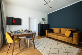 Bright stylish apartment with a huge terrace in a top location